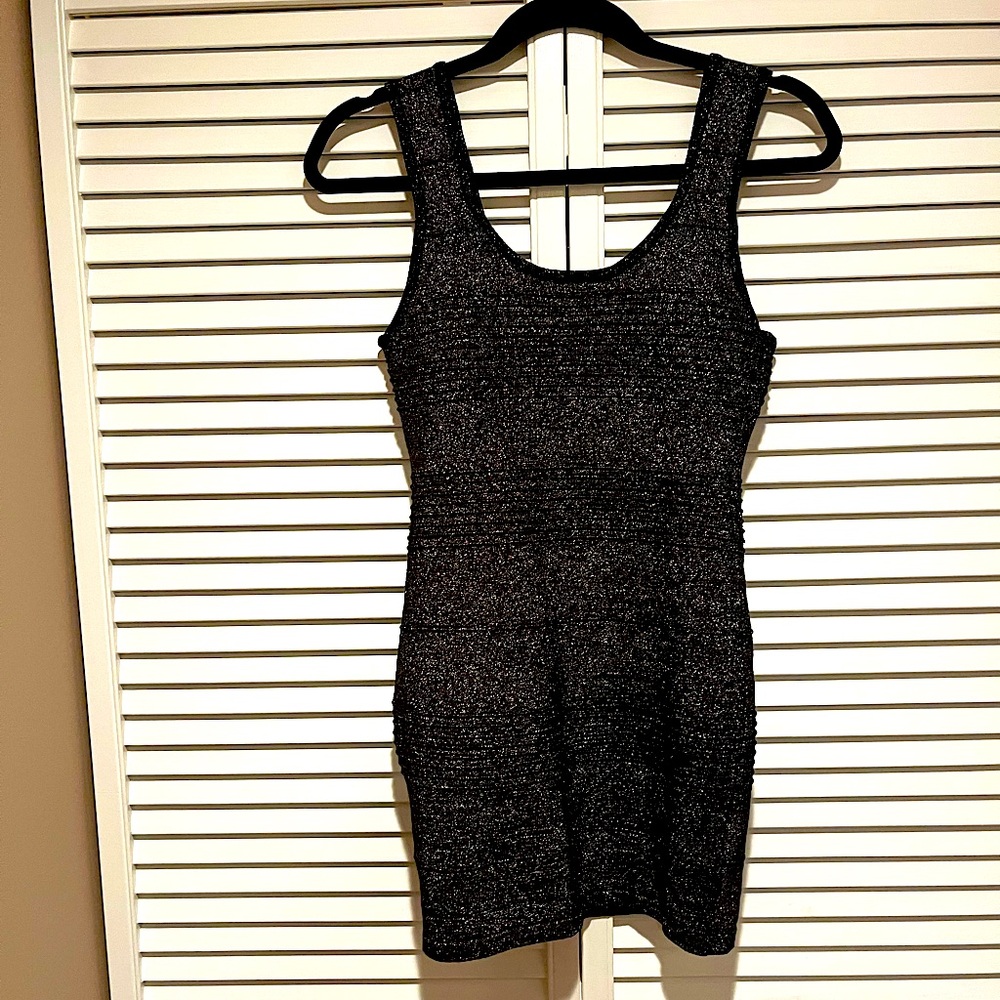 Black and Gold/Shimmer Bodycon Sleeveless Dress